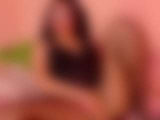 Live cam show with Dahliabrowniee - Ebony Petite on googirlz