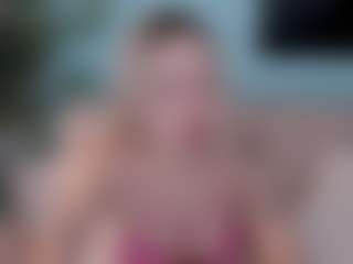 Live cam show with DragonFlya - Blonde Hair on StripNow