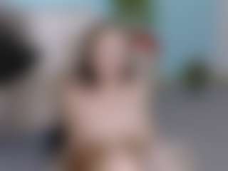 Live cam show with DragonFlya - Blonde Hair on studioflirtlive.com