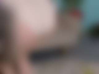 Live cam show with DragonFlya - Blue Eyes on Camsoda