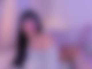 Live cam show with lana-moont - Average on fapnchat