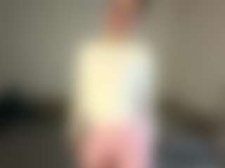 PeachyVibes's Live Sex Cam Show