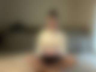 PeachyVibes's Live Sex Cam Show