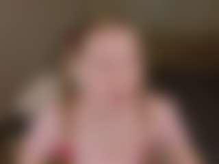 Live cam show with TinyLili - Moaning on Camsoda