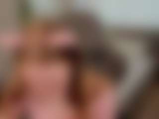 Live cam show with TinyLili - Moaning on Camsoda