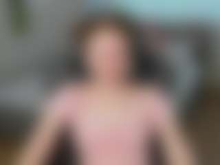 Live cam show with TinyLili - Moaning on Camming Site