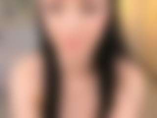 Bella's Live Sex Cam Show