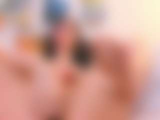 Bella's Live Sex Cam Show