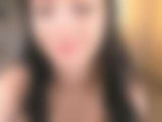 Bella's Live Sex Cam Show