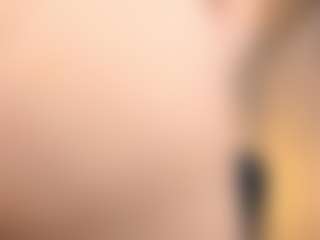 Live cam show with Bella - Camel Toe on Camsoda.co