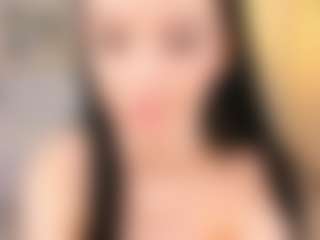 Bella's Live Sex Cam Show