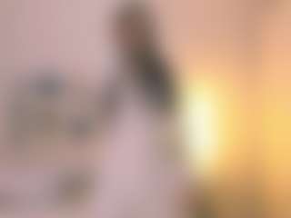 Bella's Live Sex Cam Show