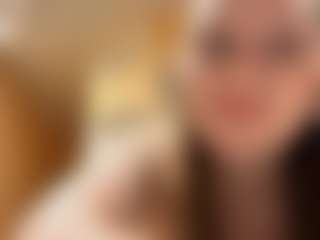 EleonoreBirkenmeier's Live Sex Cam Show