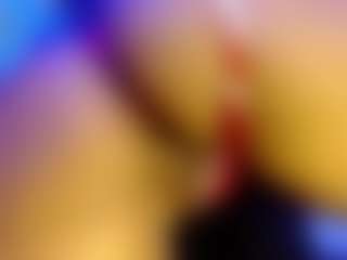 Live cam show with Emmy-Capland - New Shaved Pussy on Mixed Magazine Live