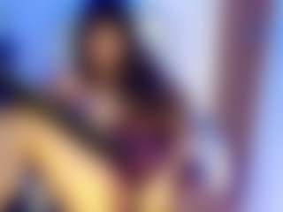 Emmy-Capland's Live Sex Cam Show