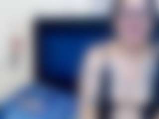 Live cam show with NATYXS - Big Tits MILF on Streamer API