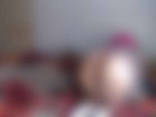 Essencelover's Live Sex Cam Show