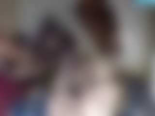 Essencelover's Live Sex Cam Show
