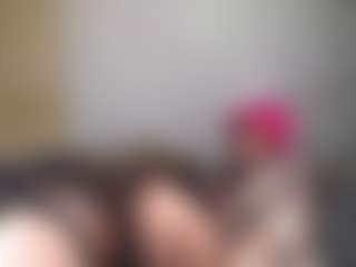 Essencelover's Live Sex Cam Show