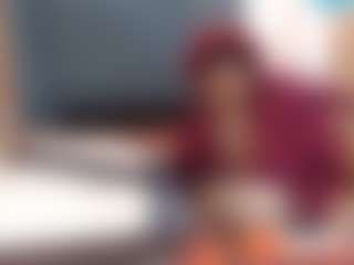 Essencelover's Live Sex Cam Show