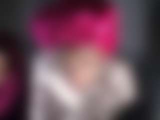 Essencelover's Live Sex Cam Show