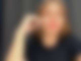 EstherNightlinger's Live Sex Cam Show