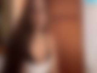 Live cam show with JoeyMineah - Bra on live18s.com