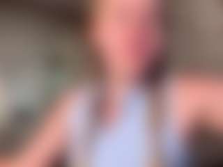 Live cam show with MitsukoCromeans - Hairy Pussy on Cam Slut