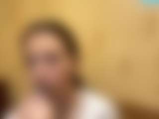 Live cam show with ReneWobbe - Facial Piercings on MyBangCams