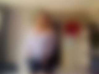 RobenaByant's Live Sex Cam Show