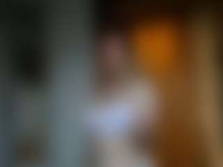 Live cam show with RobenaByant - Tittyfuck on fapnchat