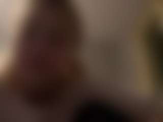 Live cam show with ZenaMelodia - Skinny Teen (18+) on Mixed Magazine Live