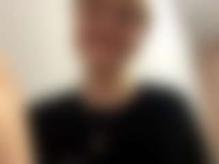 Live cam show with ZenaMelodia - Cute on nudelive.tv