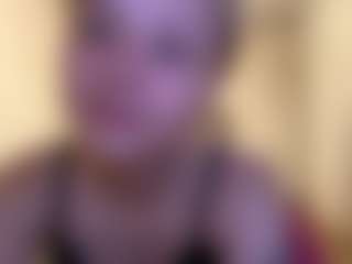 Live cam show with ZenaMelodia - Skinny on CamwithHer
