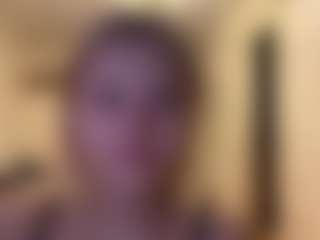Live cam show with ZenaMelodia - Eating Pussy on TastyBlacksLive