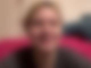 Live cam show with ZenaMelodia - Smoking on Camsoda