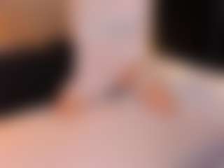 Live cam show with AdeleNovak - Moaning on Camsoda