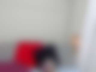 Live cam show with AllieBennet - Squirt on CamSodaAdn
