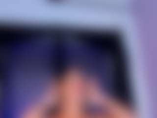 Live cam show with AllieBennet - Big Tits Brown Hair on sexytreat.net