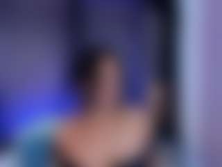 Live cam show with AllieBennet - Amateur Brown Hair on CamwithHer