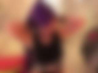 Live cam show with katemoss70 - Body Massage on Dare Cams