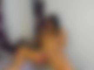 Kiara2asm's Live Sex Cam Show