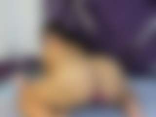 Kiara2asm's Live Sex Cam Show
