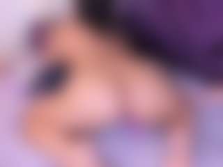 Live cam show with Kiara2asm - Latina MILF on livesuperchat.net | colombia
