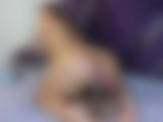 Kiara2asm's Live Sex Cam Show