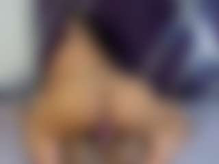 Kiara2asm's Live Sex Cam Show