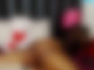 Live cam show with PweedyBooty - Thin on Dare Cams