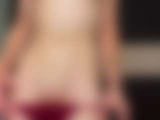 Live cam show with BrittenyYing - Bikini on studioflirtlive.com