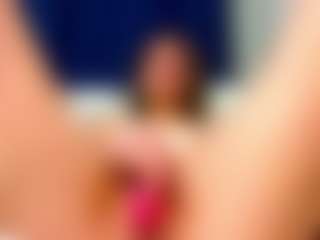 Live cam show with BrittenyYing - Blue Eyes on eurowanks.com