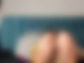 Live cam show with Casca-Loly - Average on Camsoda